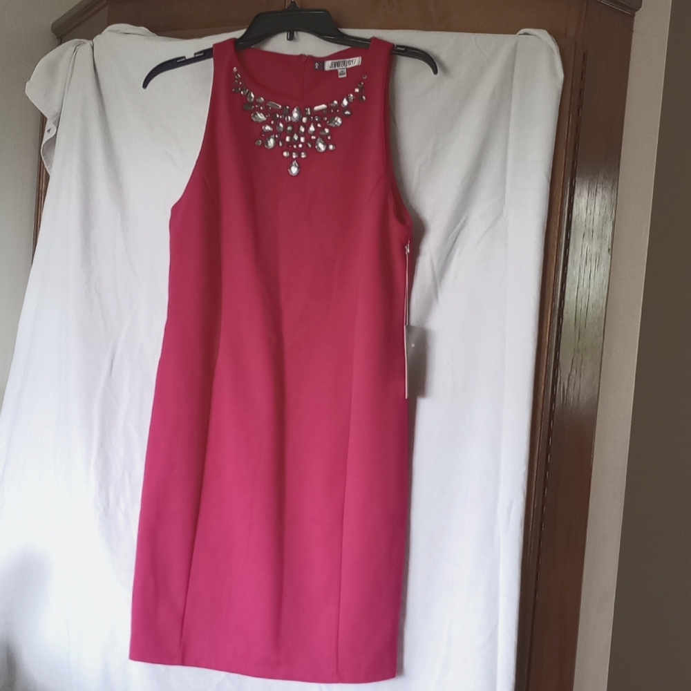 NWT Jennifer Lopez Bright pink dress sparkles in front size 10, fits like 8